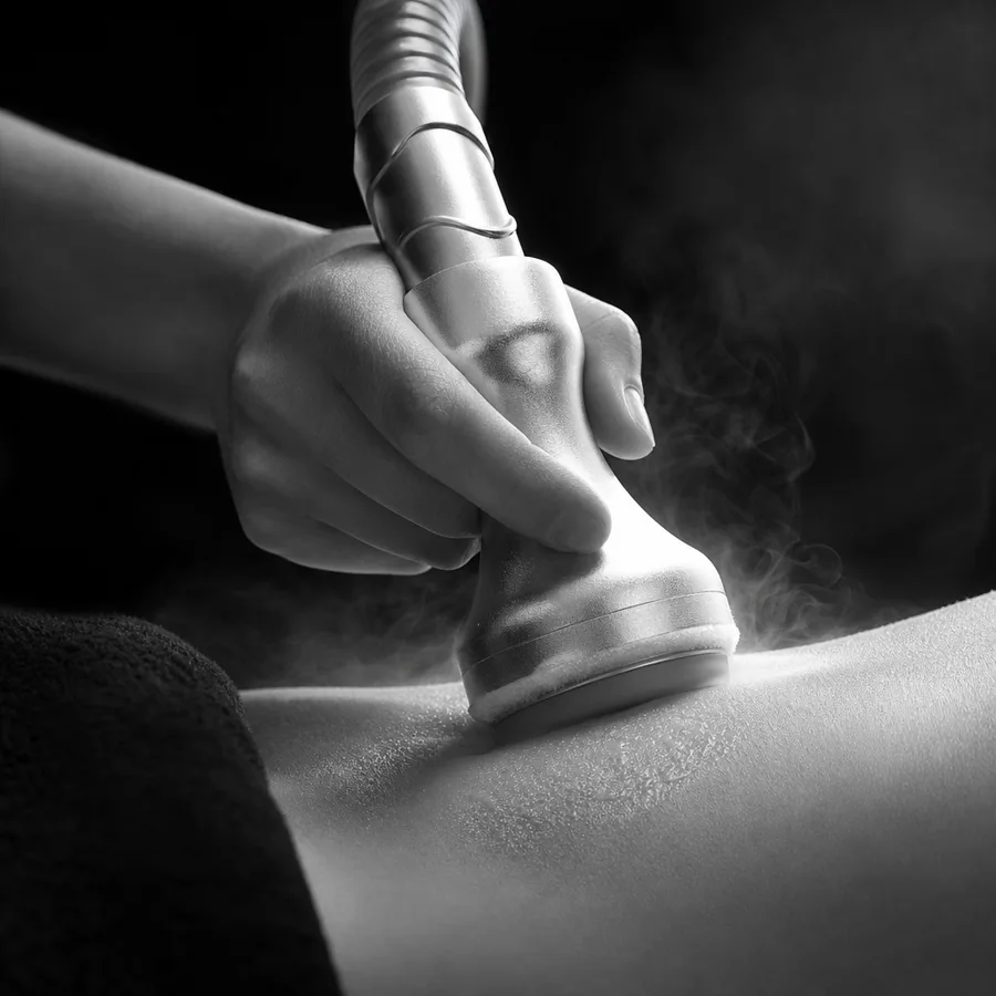Handpiece warming the treatment area